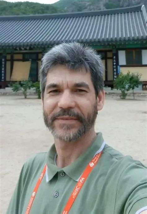 Adeilton Alves Brandão